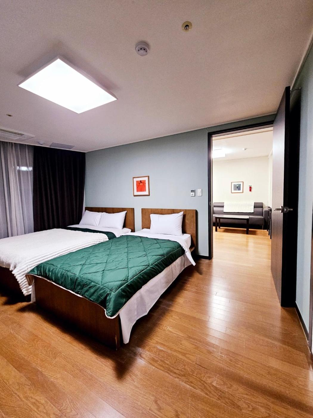 Apartamento 2 Minutes Run To The Sea Only 152m, Special Benefit Of Waterpark 195m Away