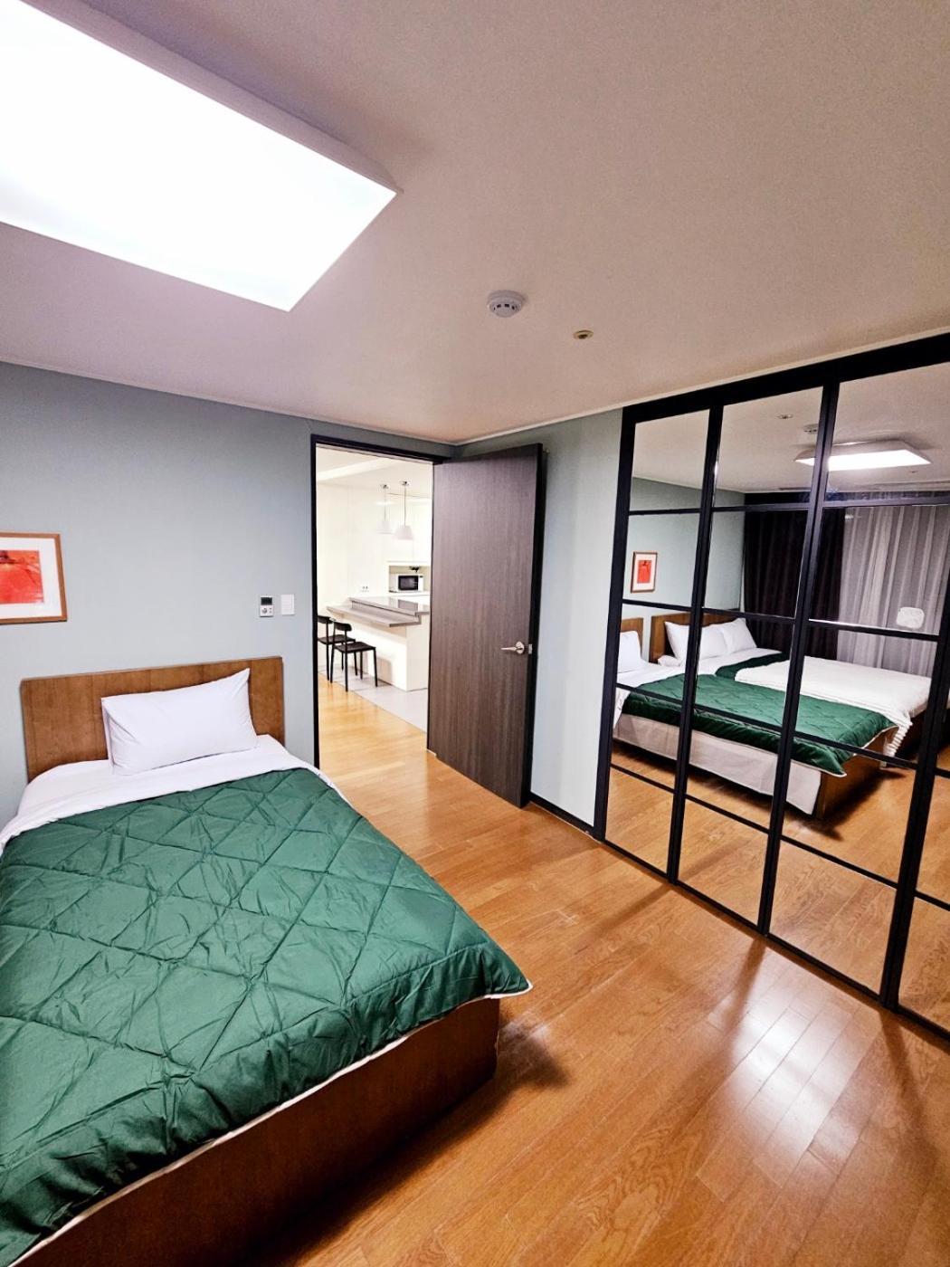 Apartamento 2 Minutes Run To The Sea Only 152m, Special Benefit Of Waterpark 195m Away