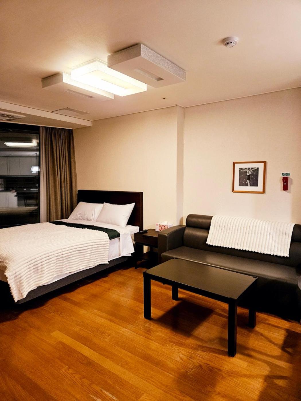 Apartamento 2 Minutes Run To The Sea Only 152m, Special Benefit Of Waterpark 195m Away