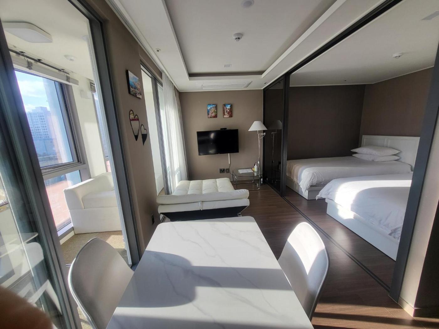 Hotel #elbon The 4*