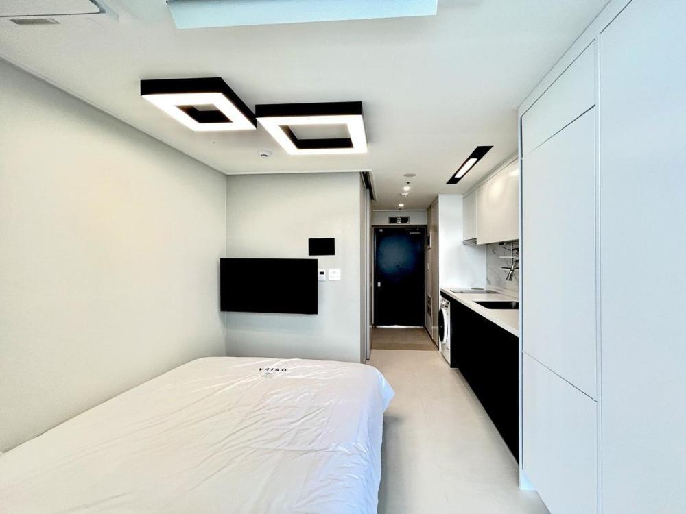 Ocean Sky Osilla *