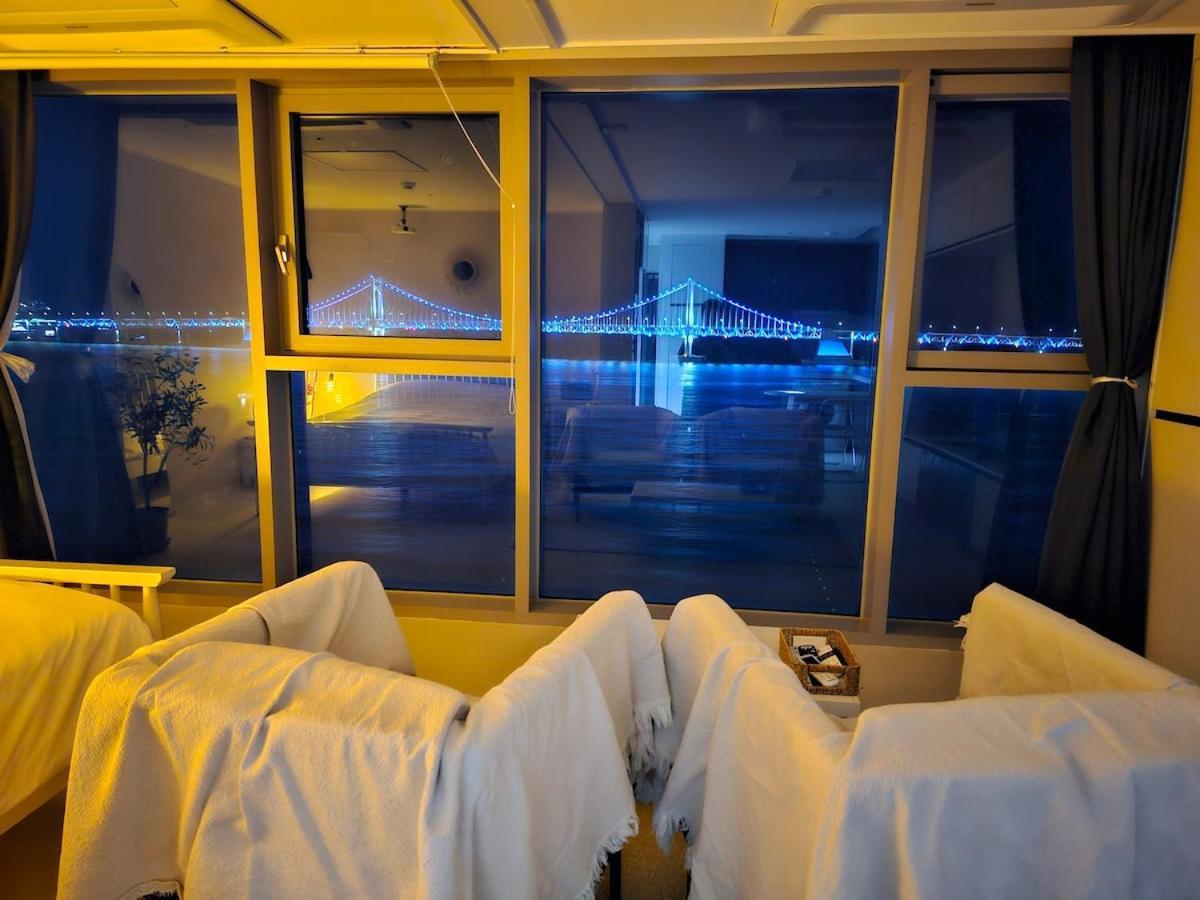 Apartamento Gwangan - 1sec To Gwanganli Beach, Oceanview *