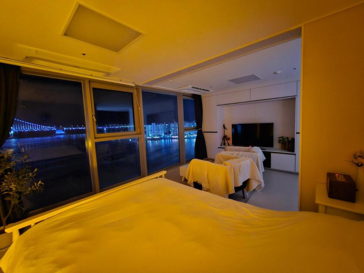 Gwangan - 1sec To Gwanganli Beach, Oceanview Apartamento *