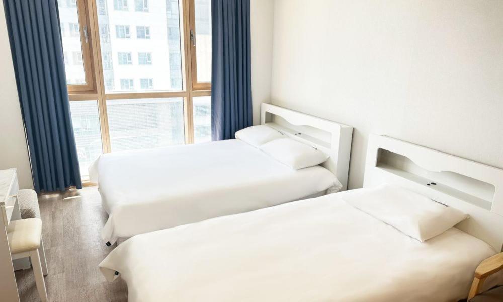 Centum 3*