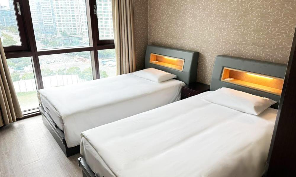 Centum 3*