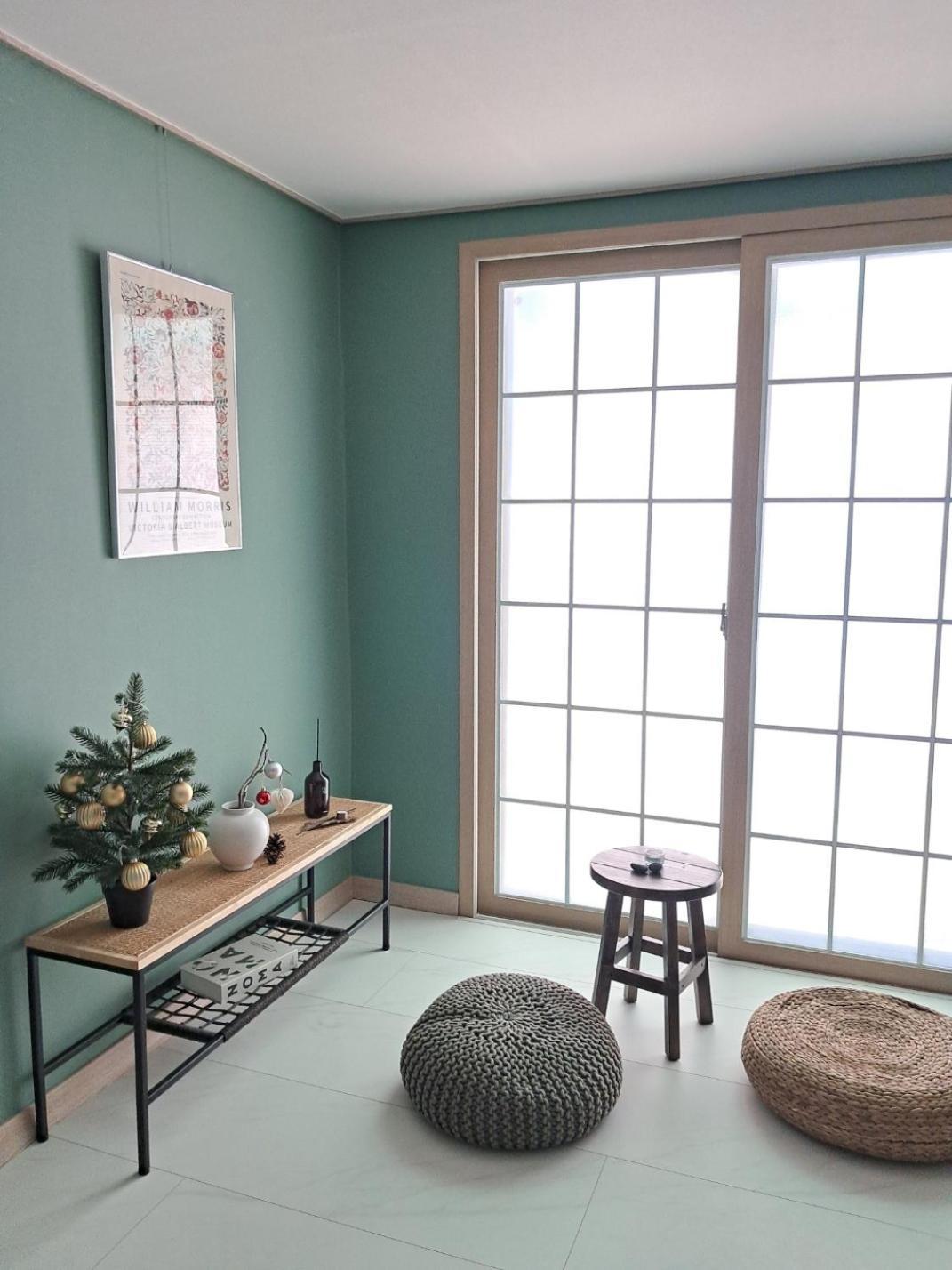 Feel Better, Gwangalli Villa