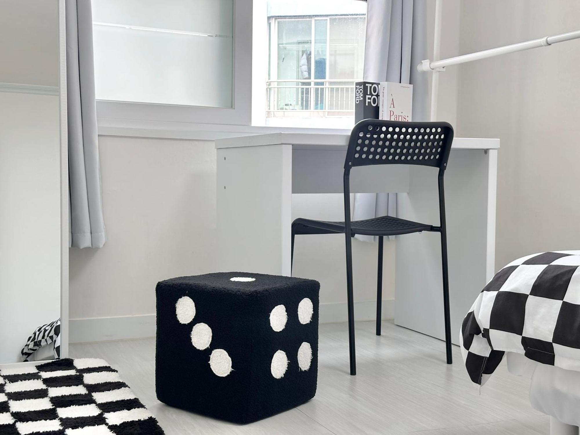 Omni Apartment