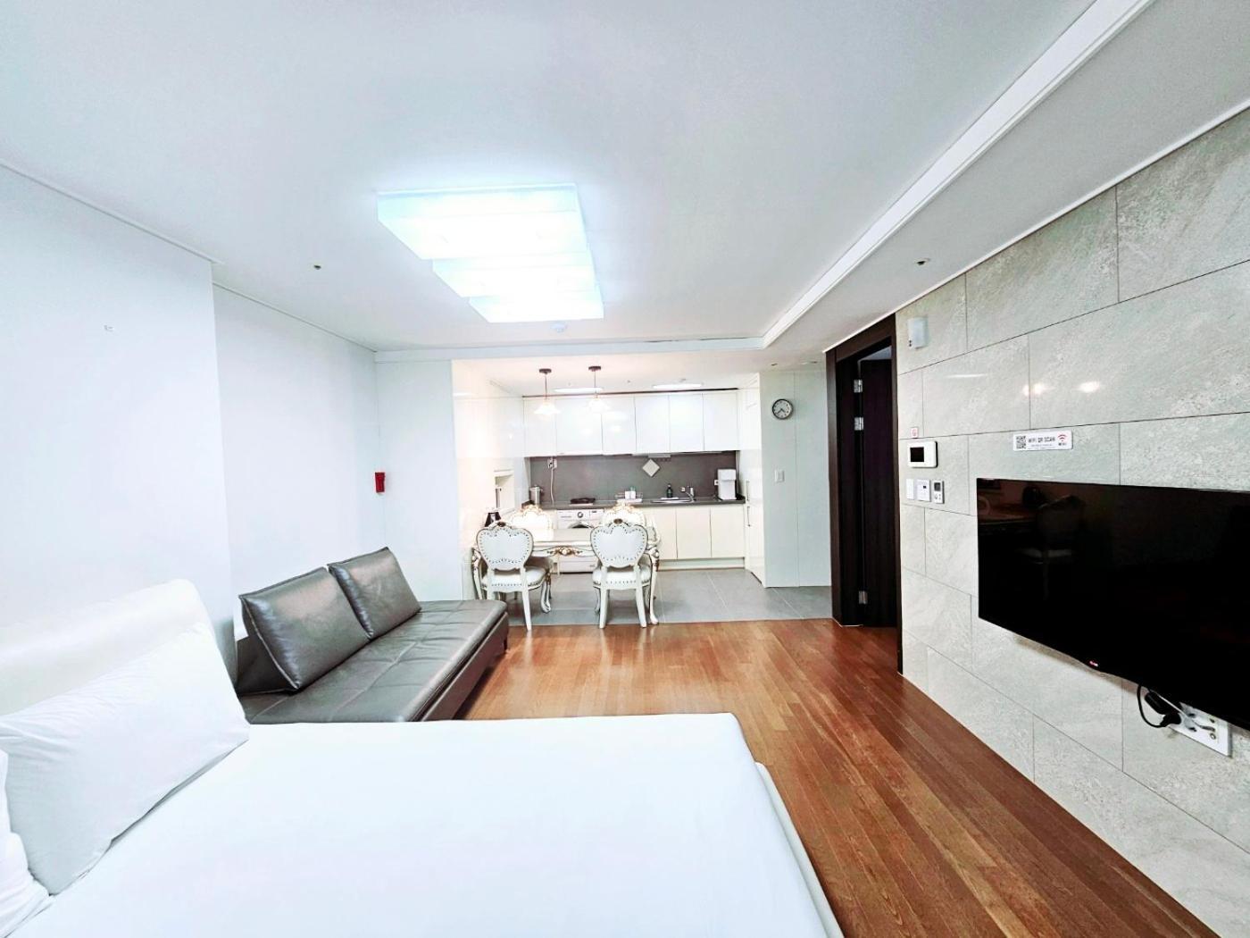 Ciel De Apartamento Busan