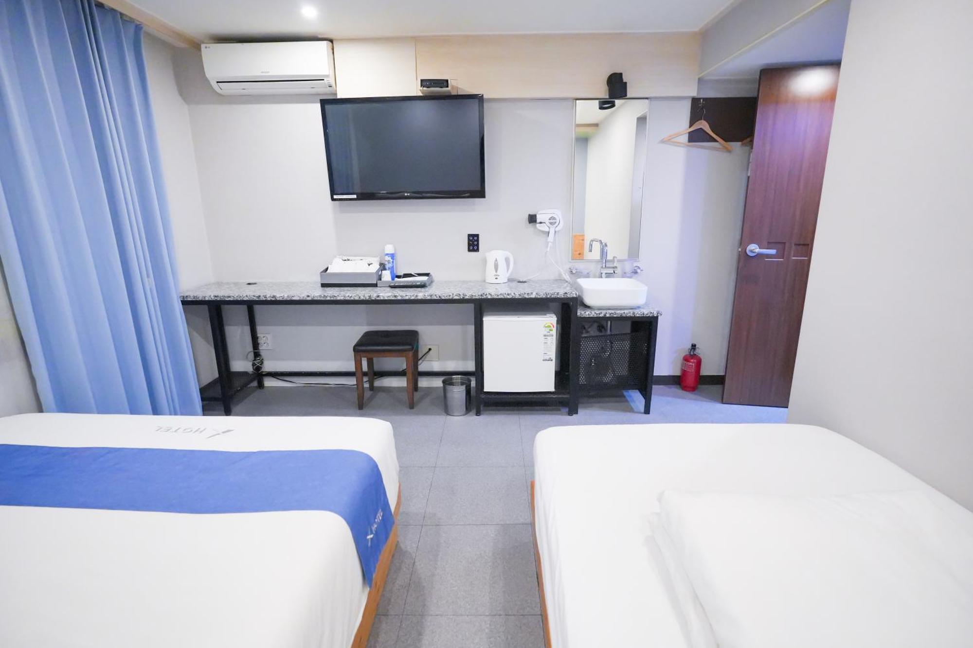 Hotel Seomyeon X