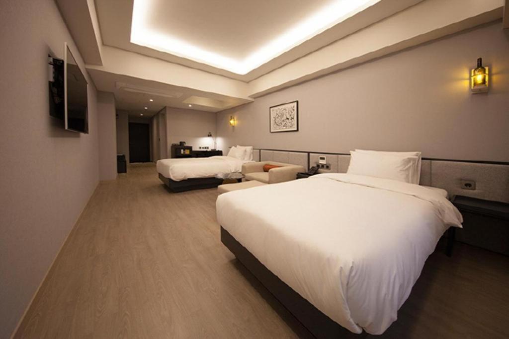 Hound Yeonsan Hotel 3*