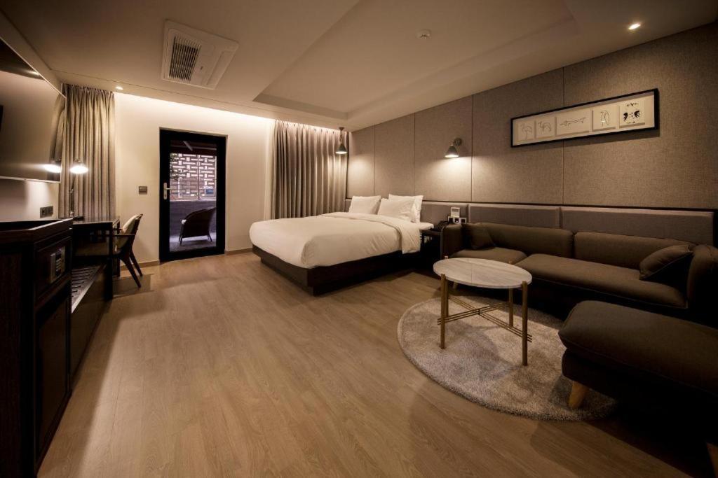 Hotel Hound Yeonsan 3*