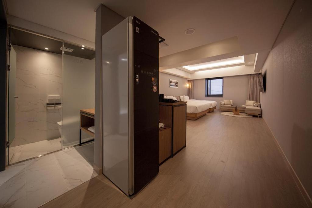 Hotel Hound Yeonsan Busan