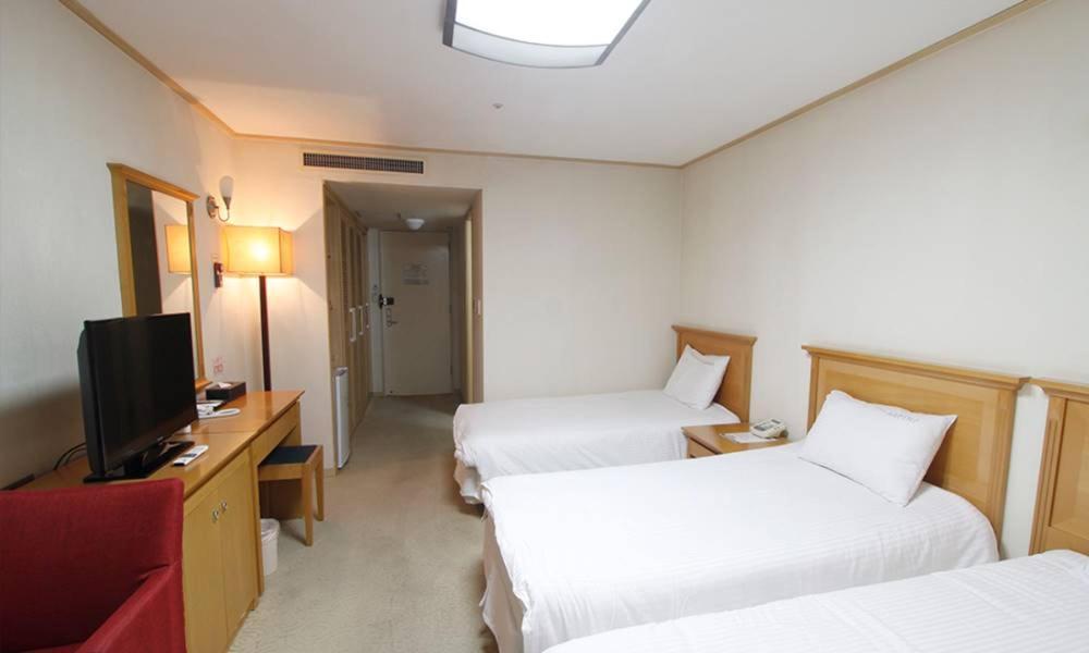 Hotel Metropolitan Corporation's Arpina 3*