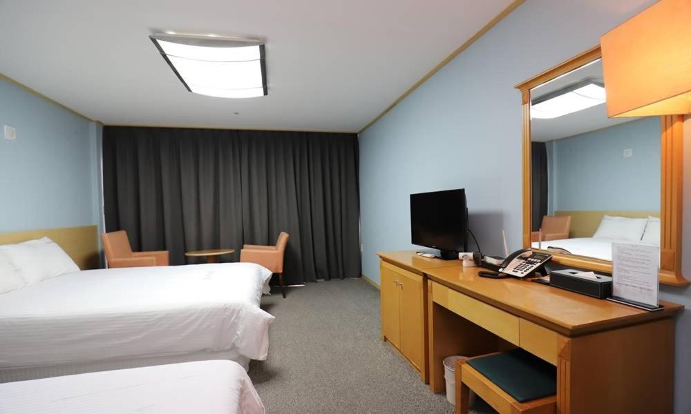 Metropolitan Corporation's Arpina 3* Busan