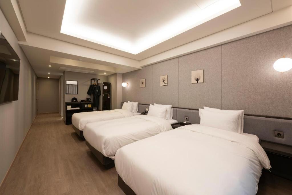 Hound Yeonsan Hotel