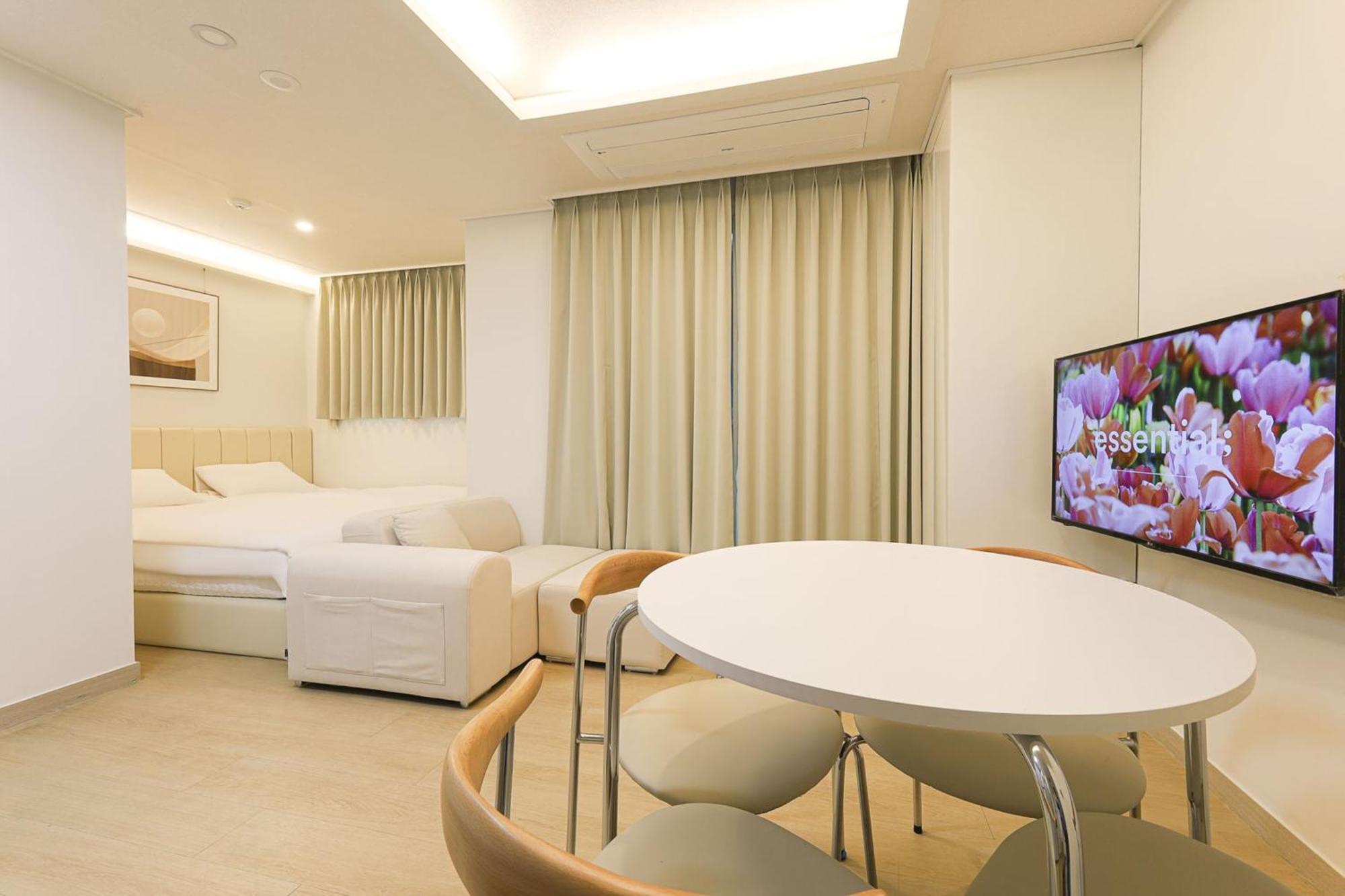Marant Station Aparthotel *