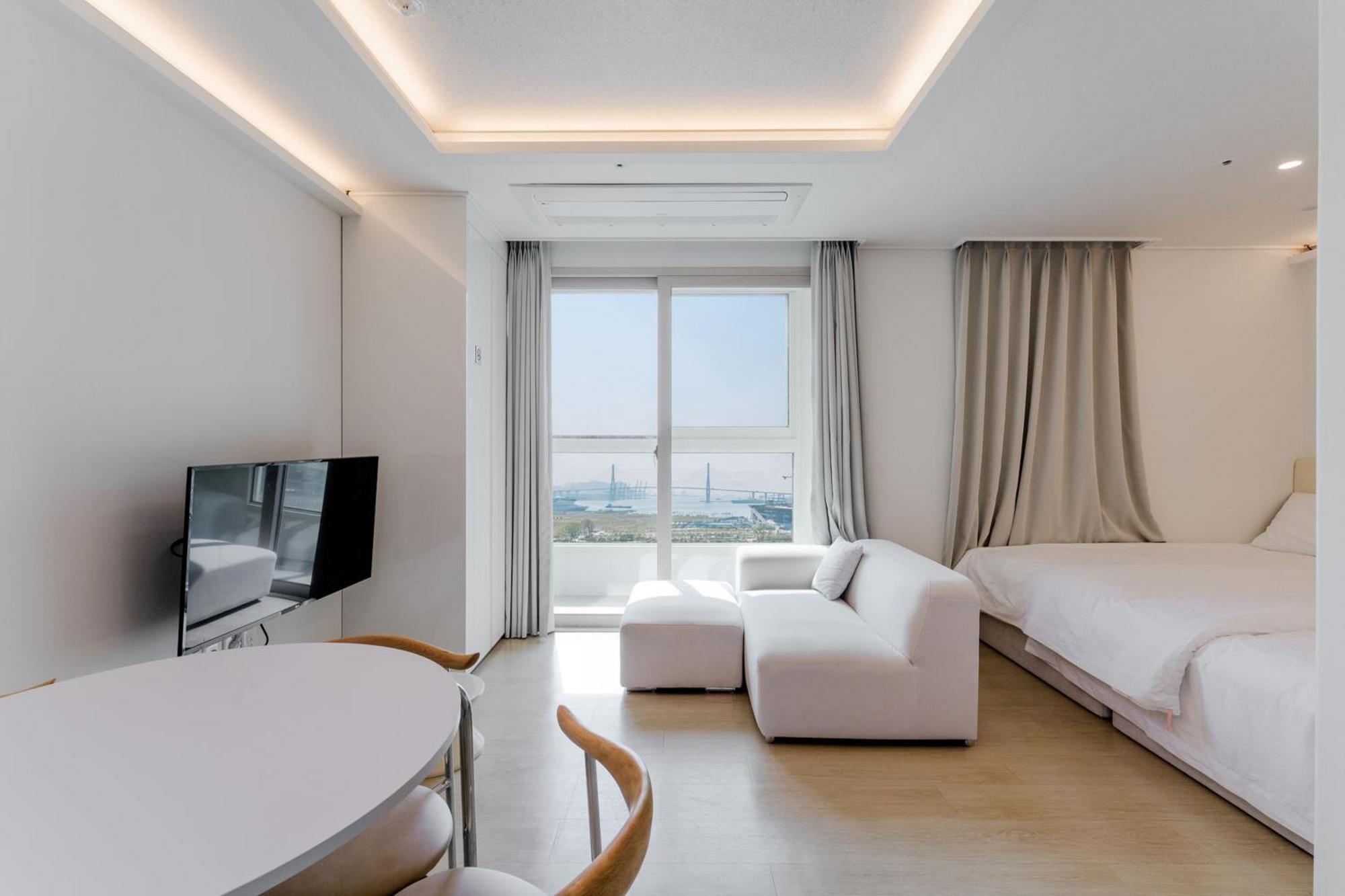 Marant Station Aparthotel