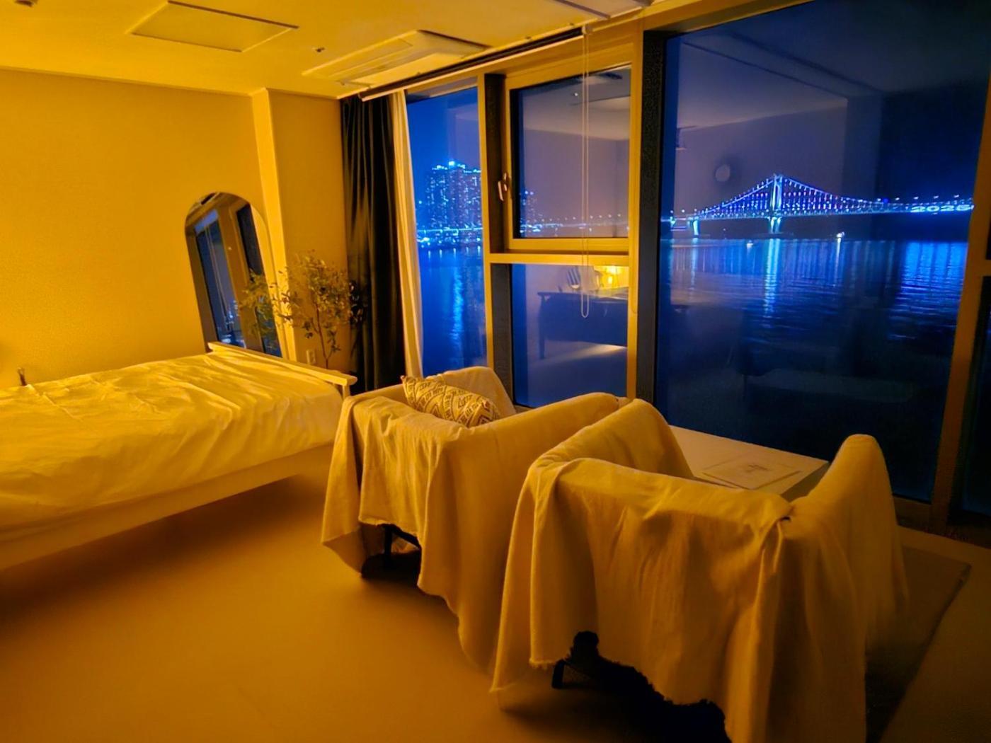 Gwangan - 1sec To Gwanganli Beach, Oceanview Apartamento Busan