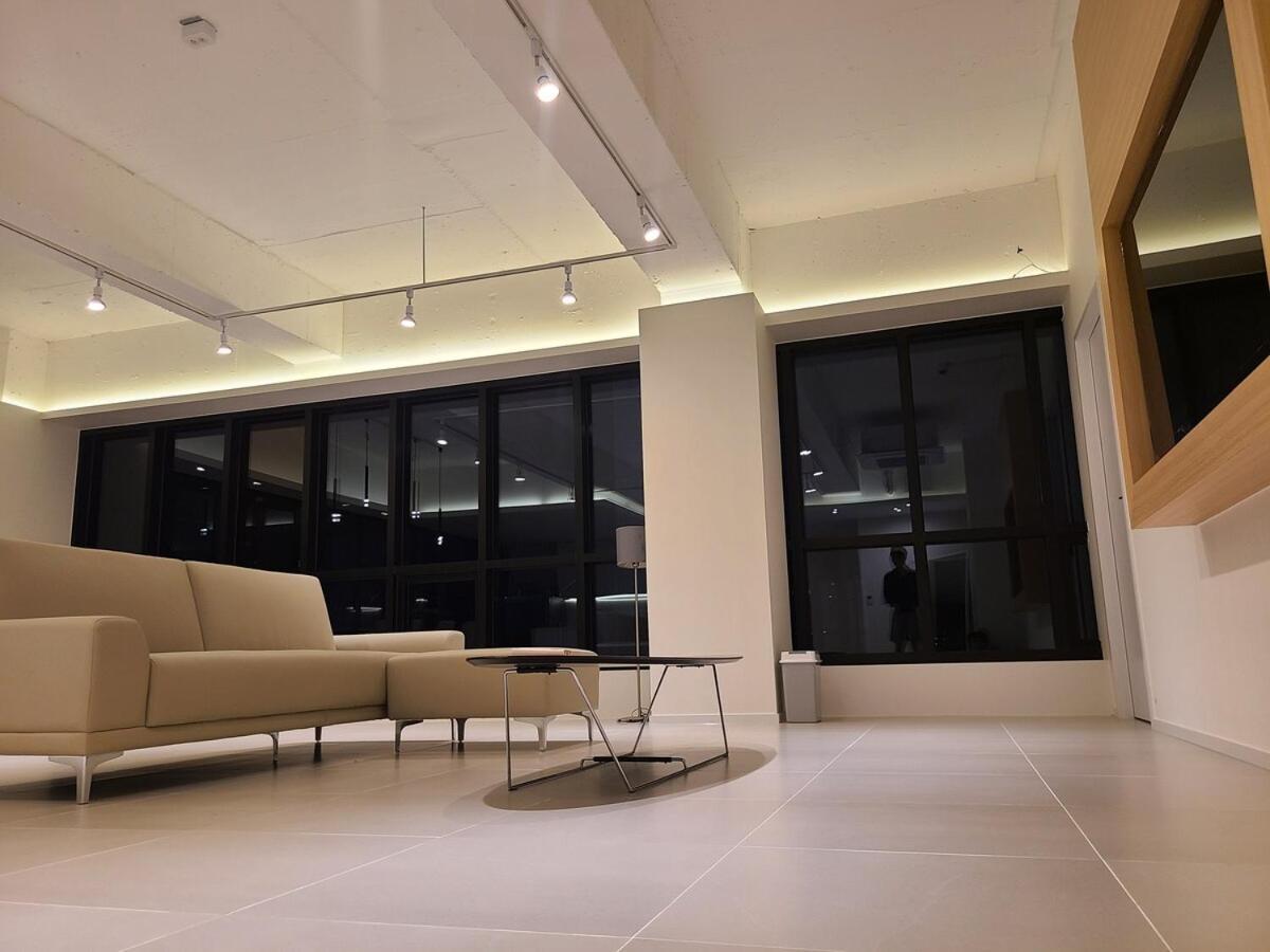 Penton9 B Busan