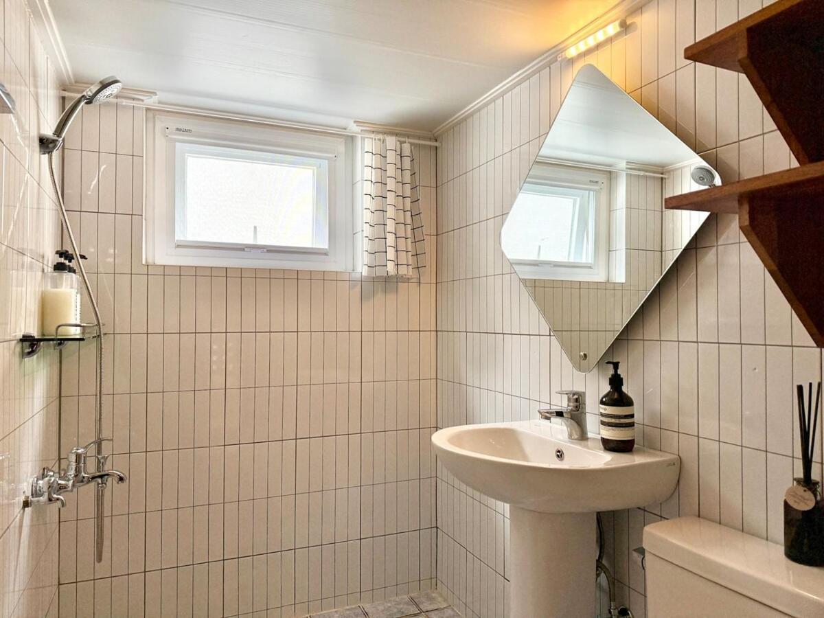 Danbi - 3mins To Gwangan Station Apartment *