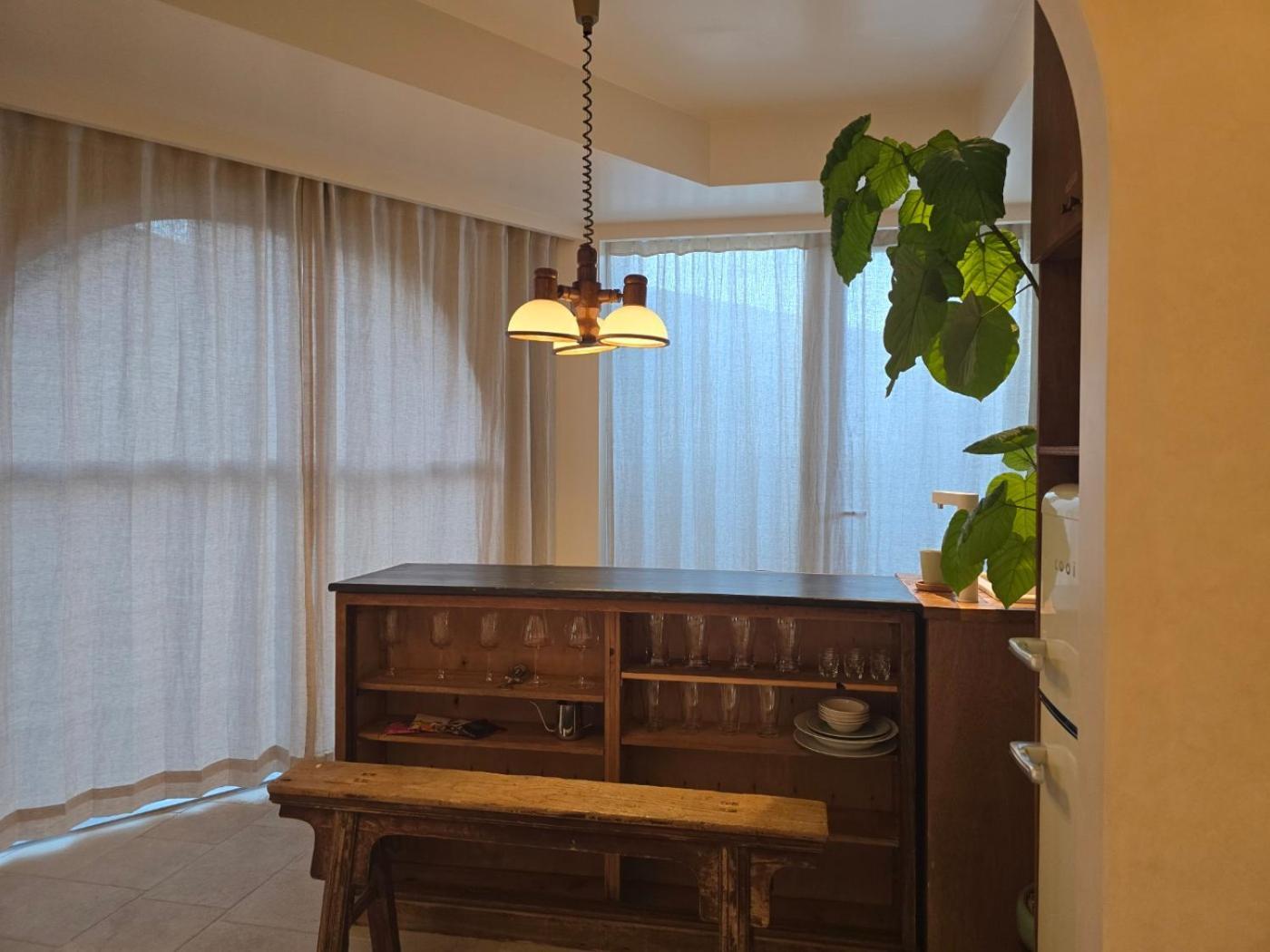 Frame Hotel *