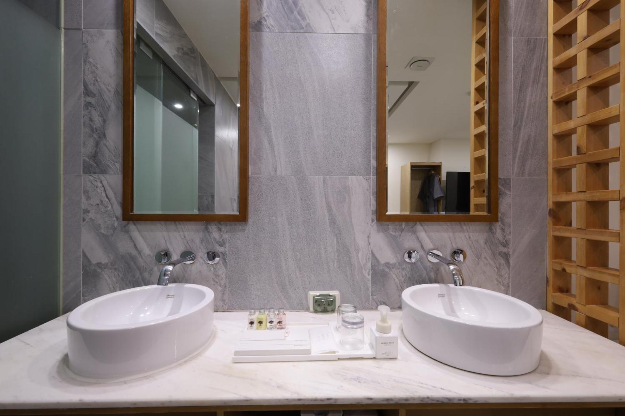 Hotel Trt