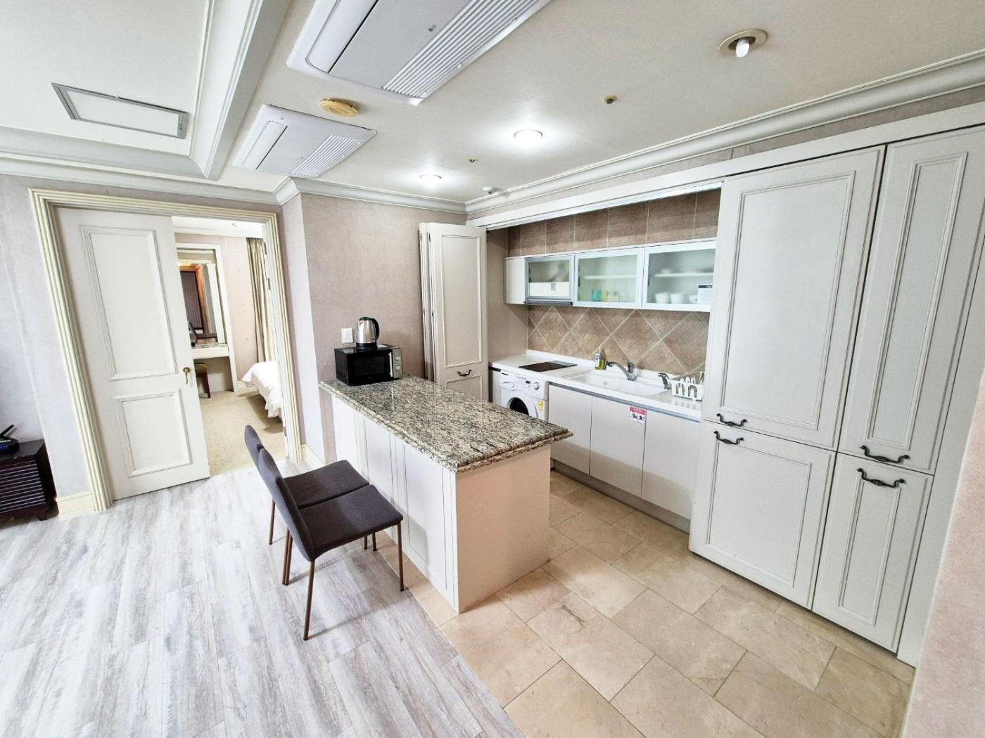 Hotel W Centum 4*