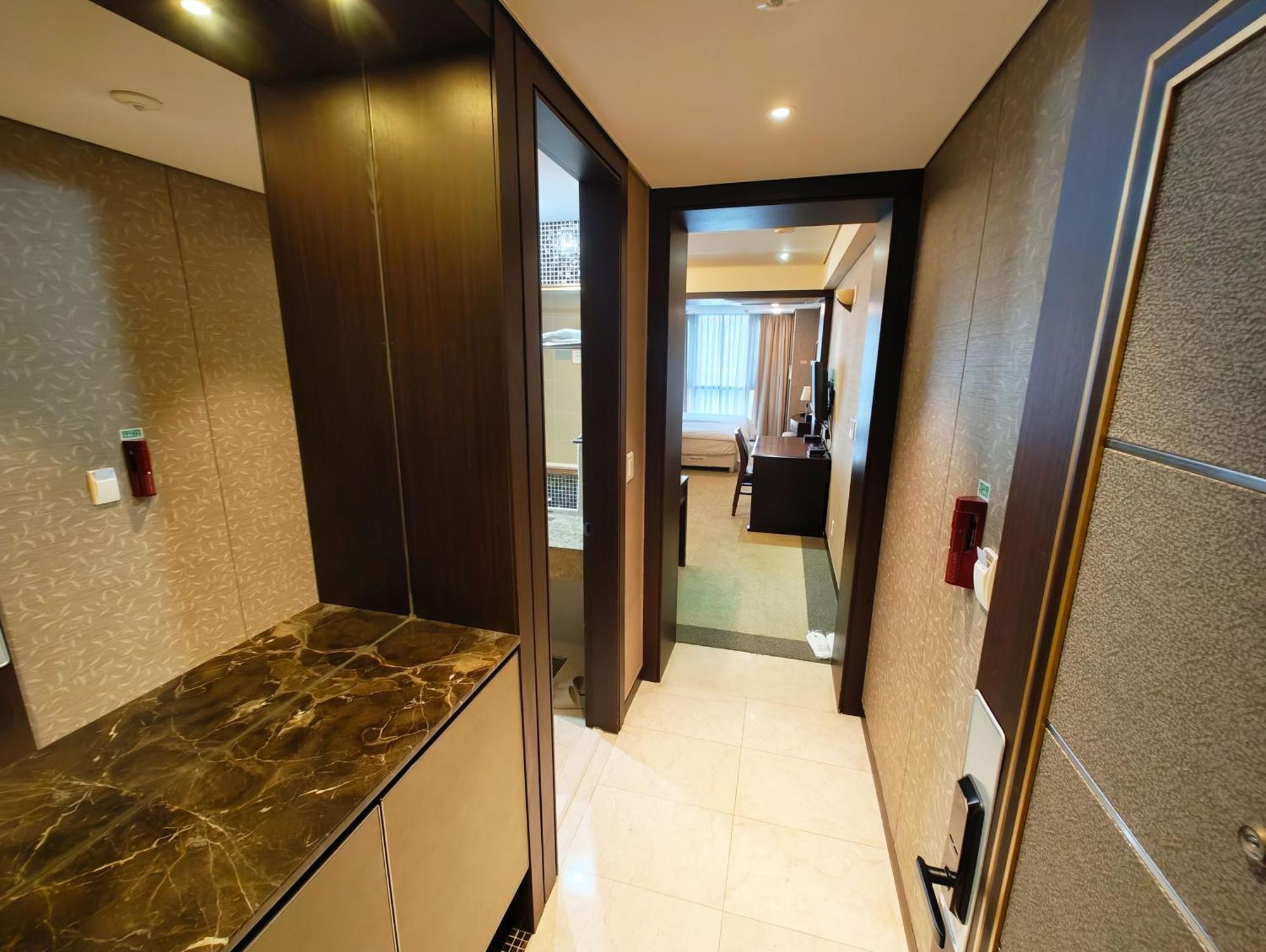 W Centum Hotel