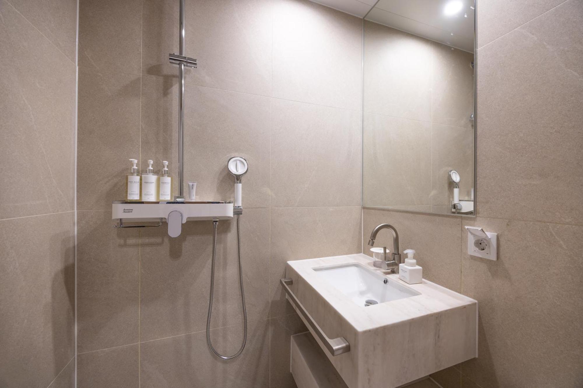 Hotel H-avenue Haeundae 2*