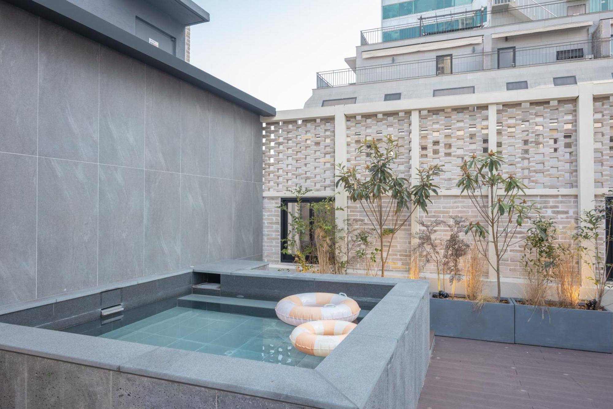 Hotel H-avenue Haeundae