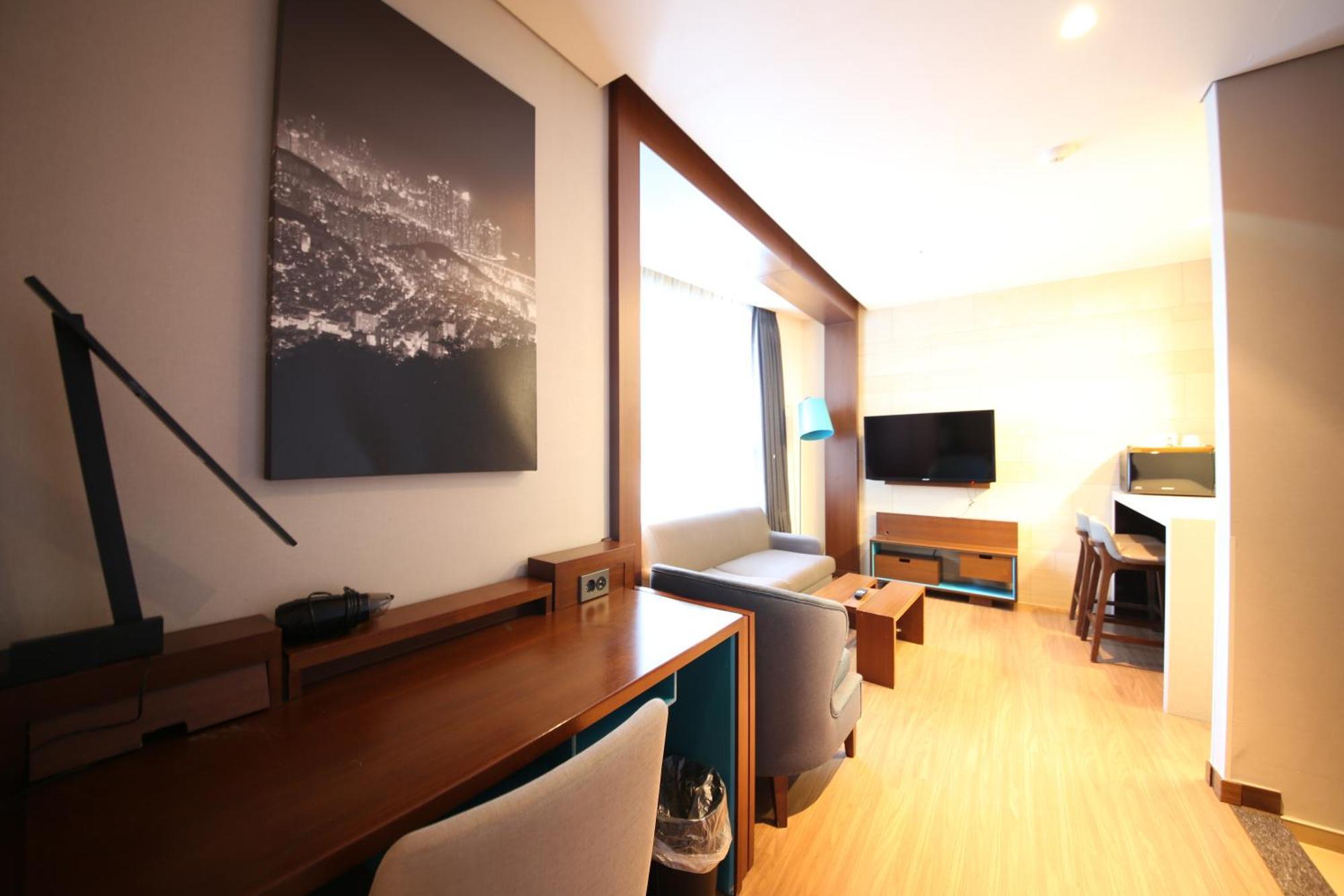 Hotel Haeundae W *