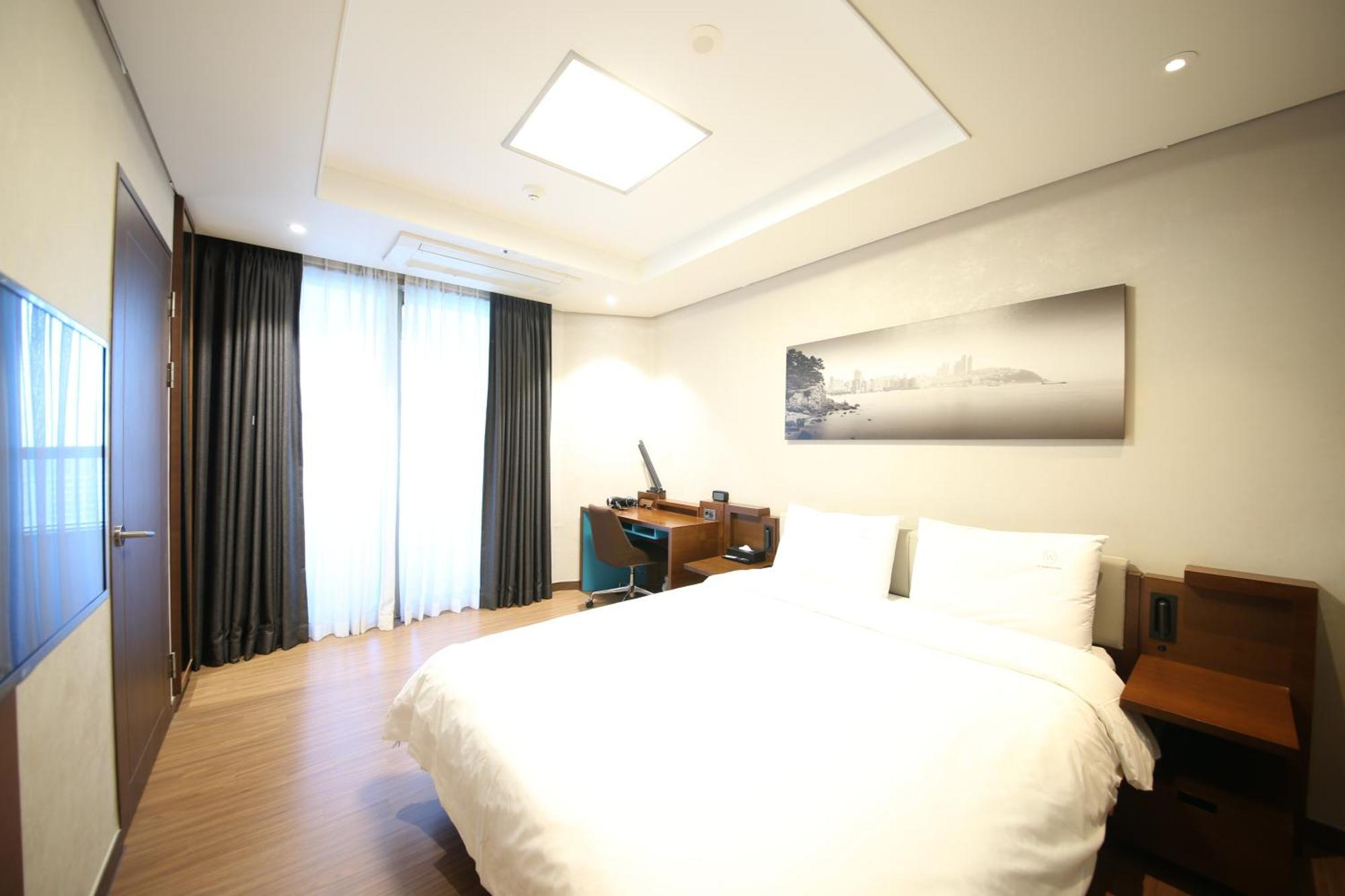 Haeundae W *