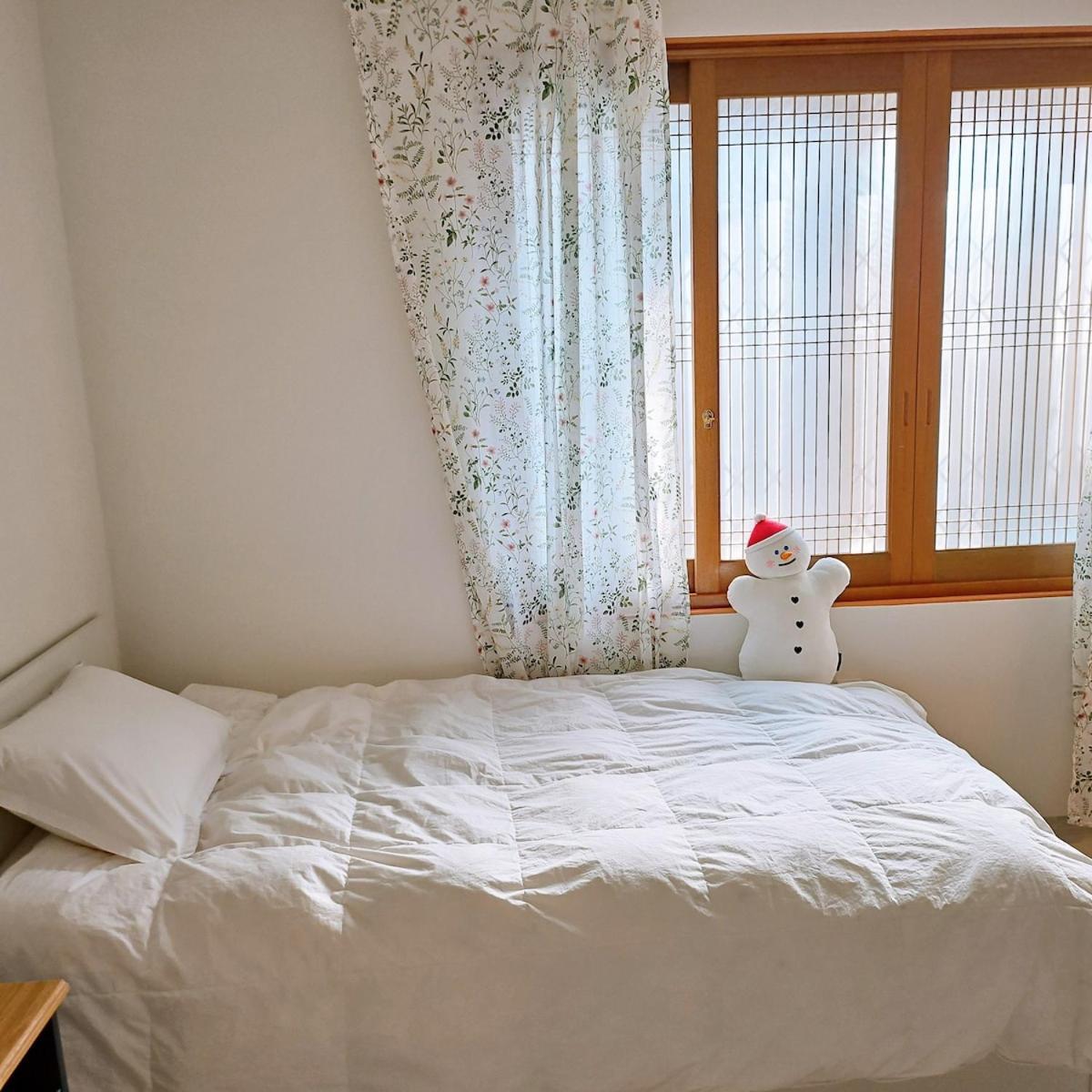 S Jin House Busan