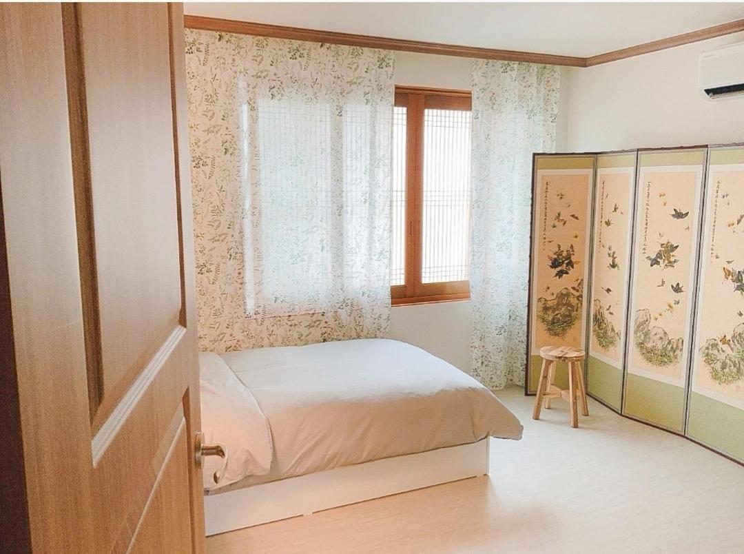 Holiday home S Jin House *