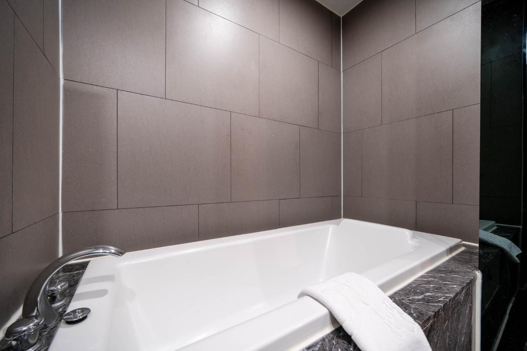 Jb Design Hotel