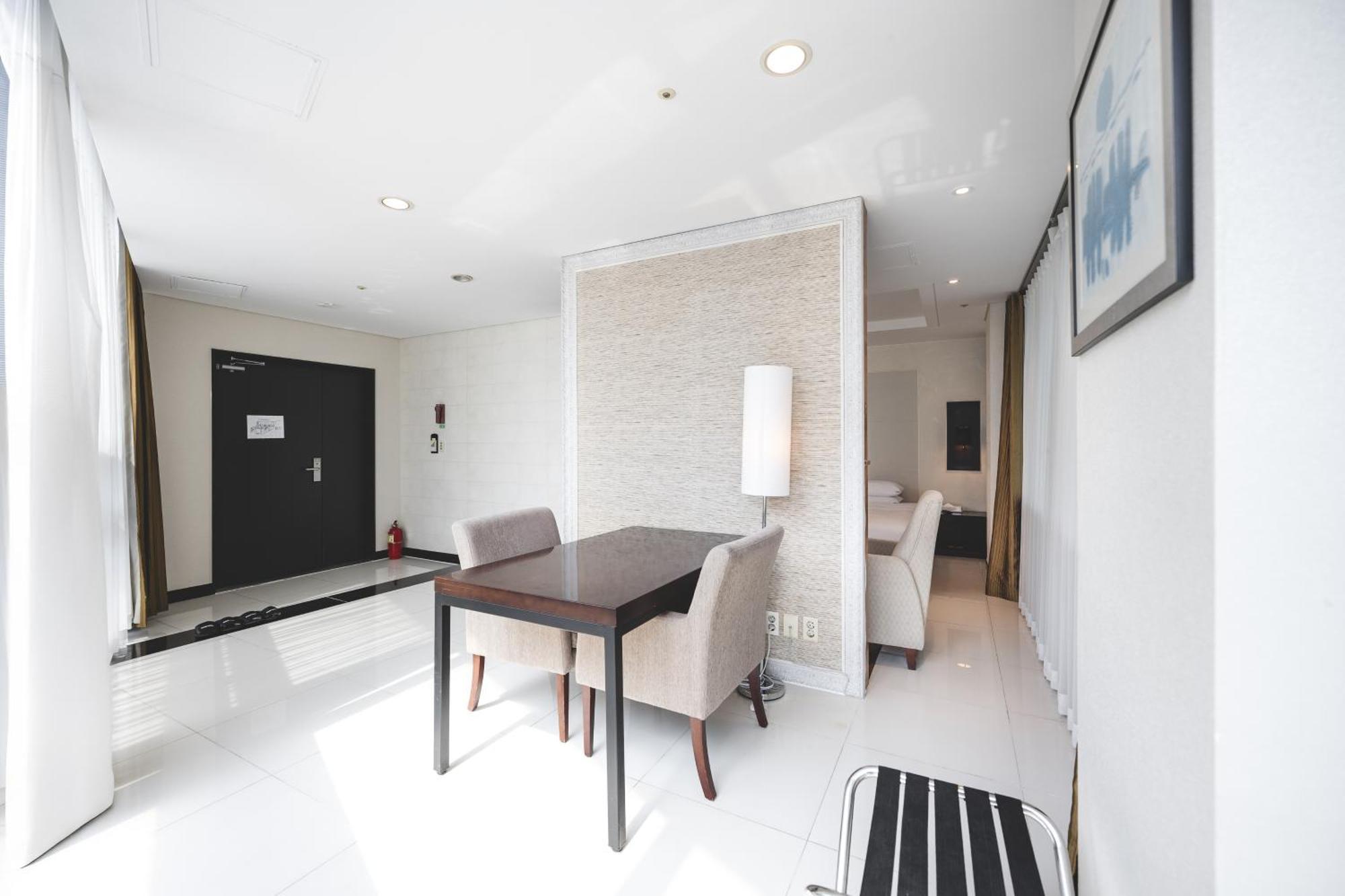 Sunset Hotel Busan