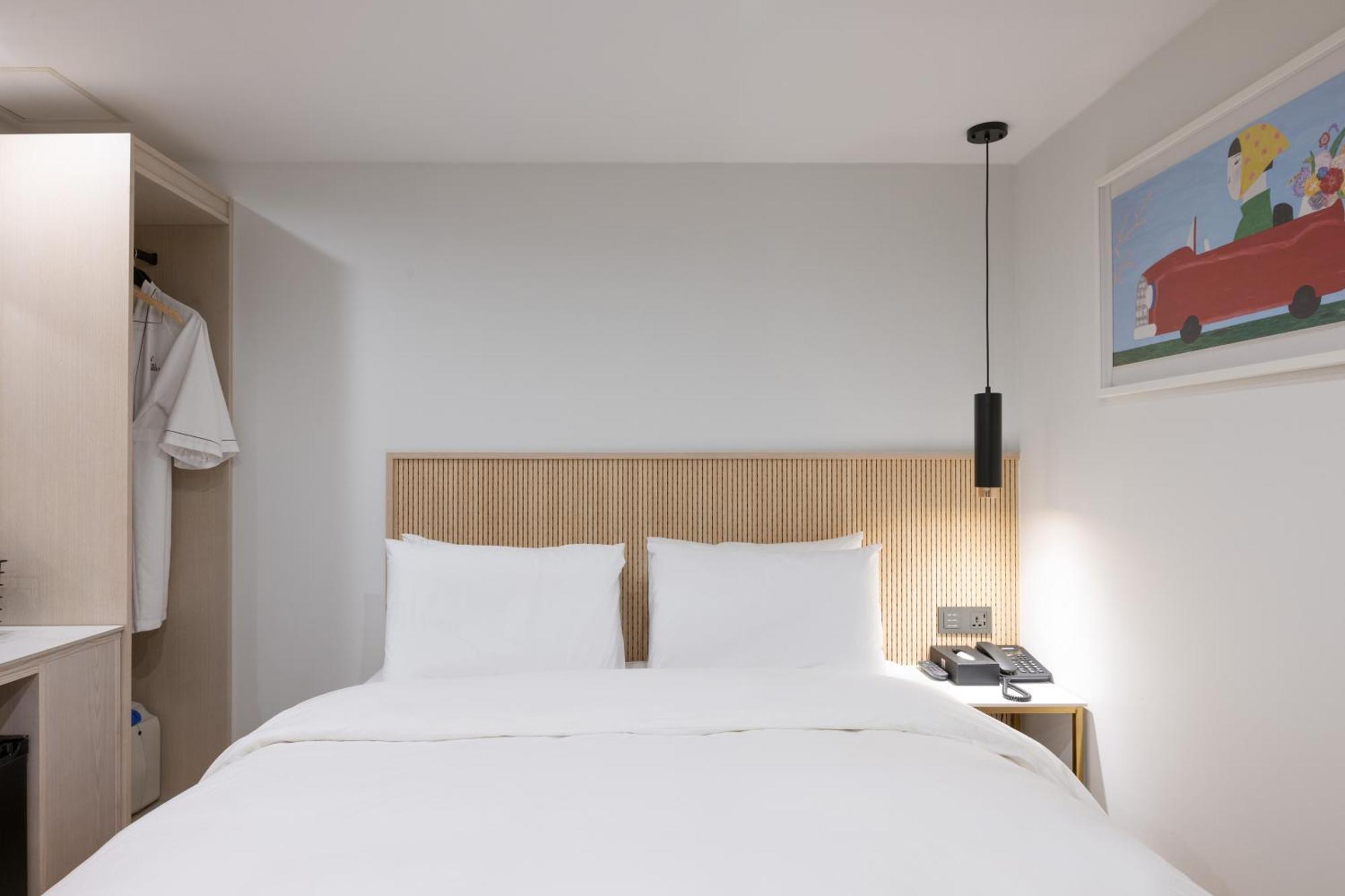 Bellus Hotel 2*