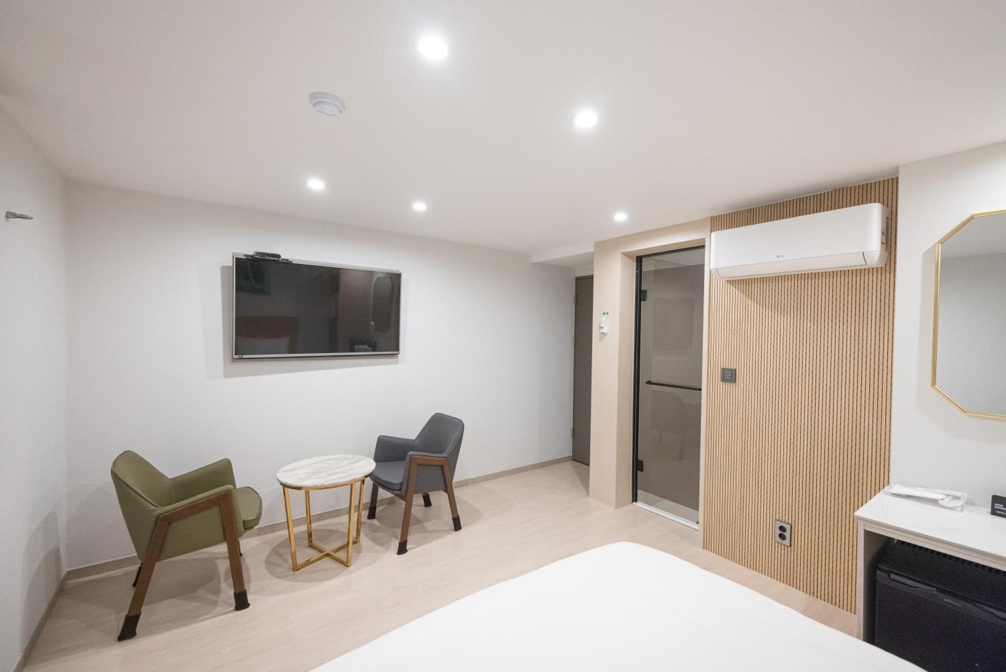 Bellus Hotel