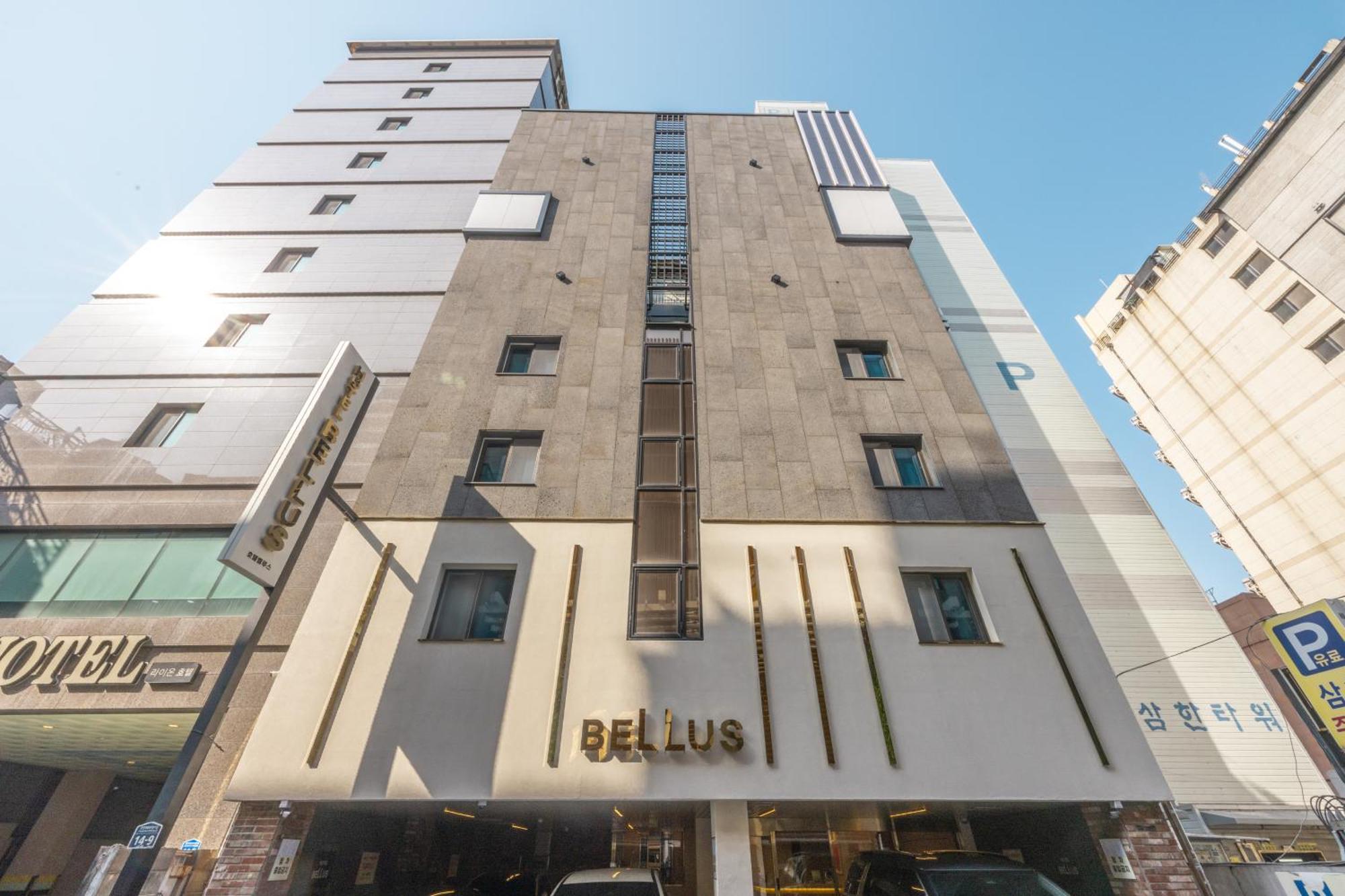 Bellus Hotel 2*