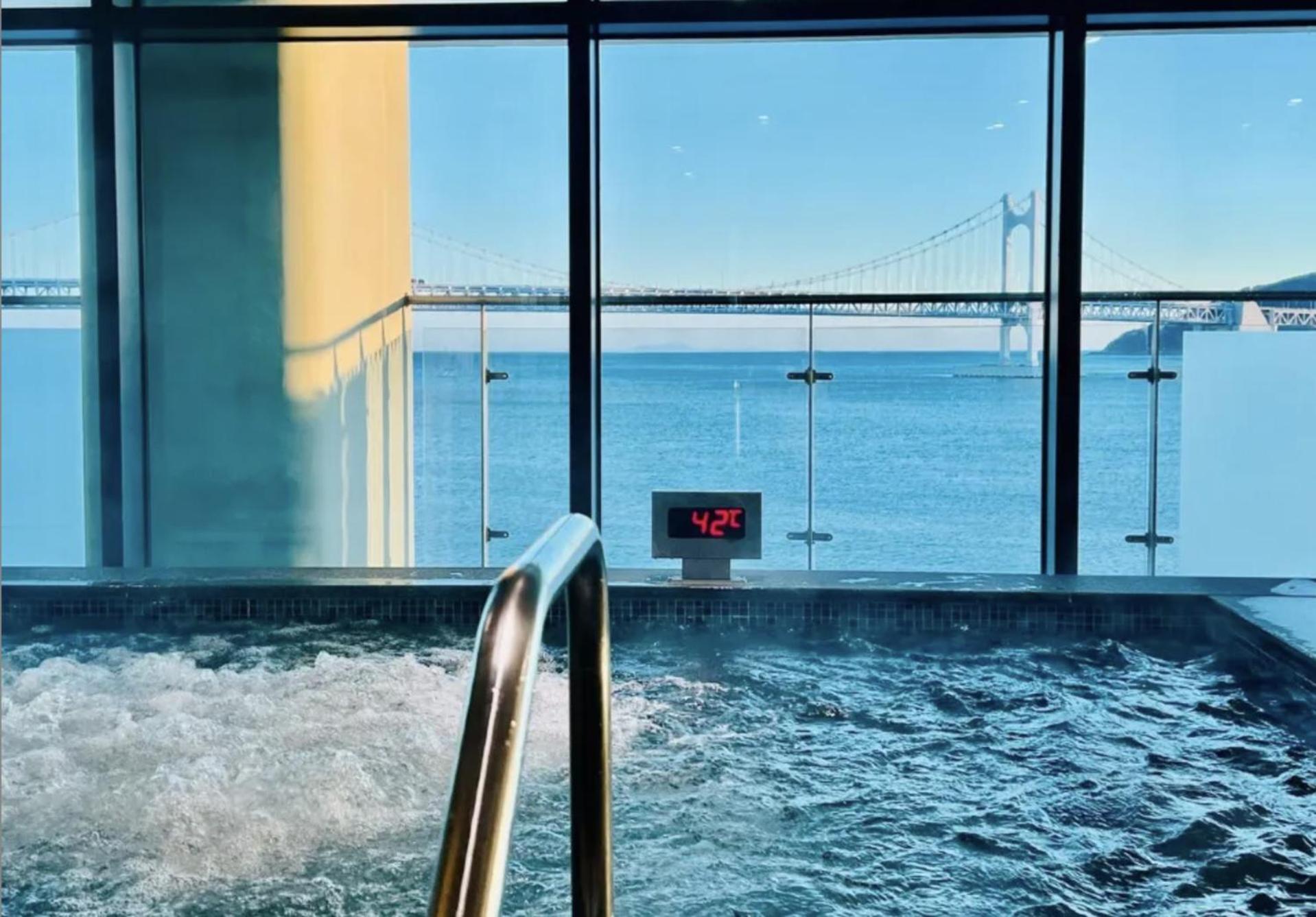 Apartment Gwangan Seawatch Summerhouse #Free Parking # Beach #Ocean Busan