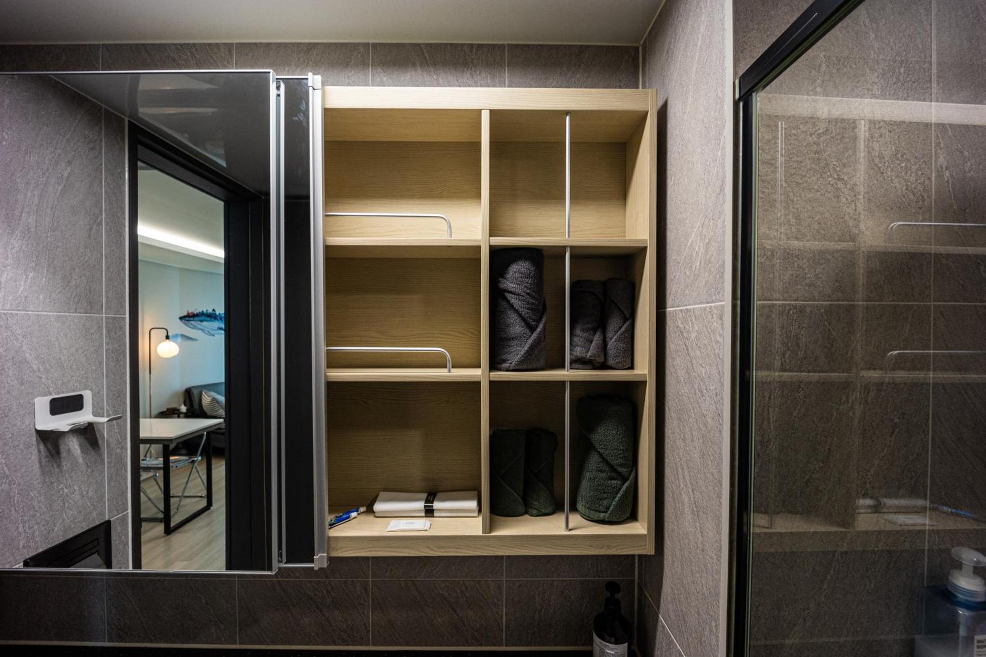 Apartamento Gwangan Antique Summer The Ocean Busan