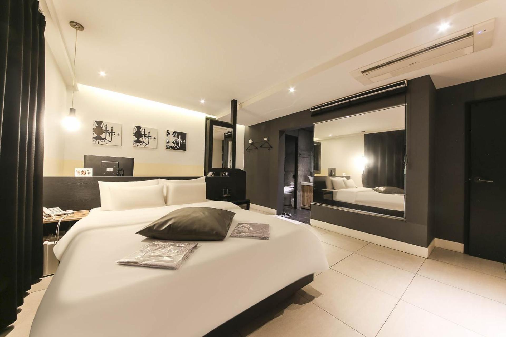 Hotel Yaja Sasang Terminal 2*
