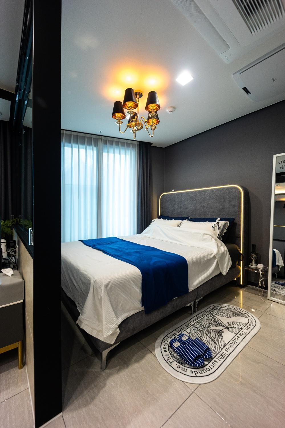 Apartment 1 Minute To The Beach! Free Parking! Sauna And Gym *