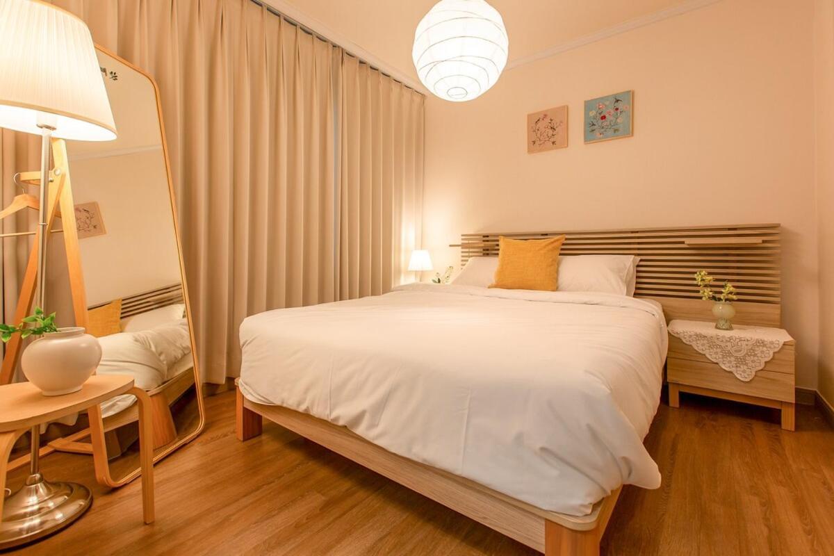 Private House For 8ppl 3q 2ss