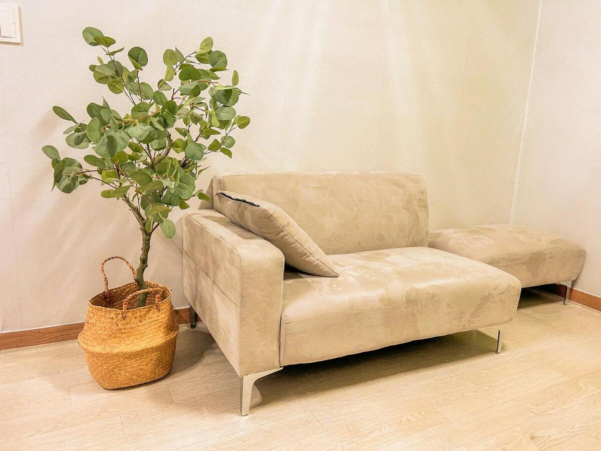Dodam 1070 Apartment Busan