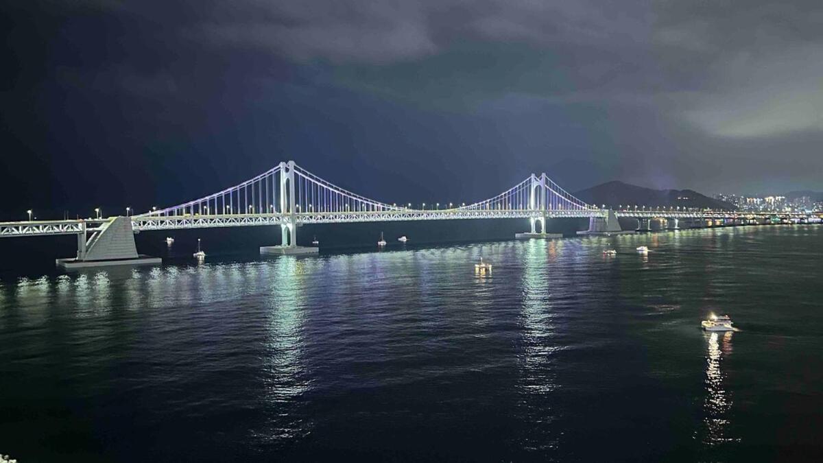 Harmony Gwangan Bridge Front View Busan