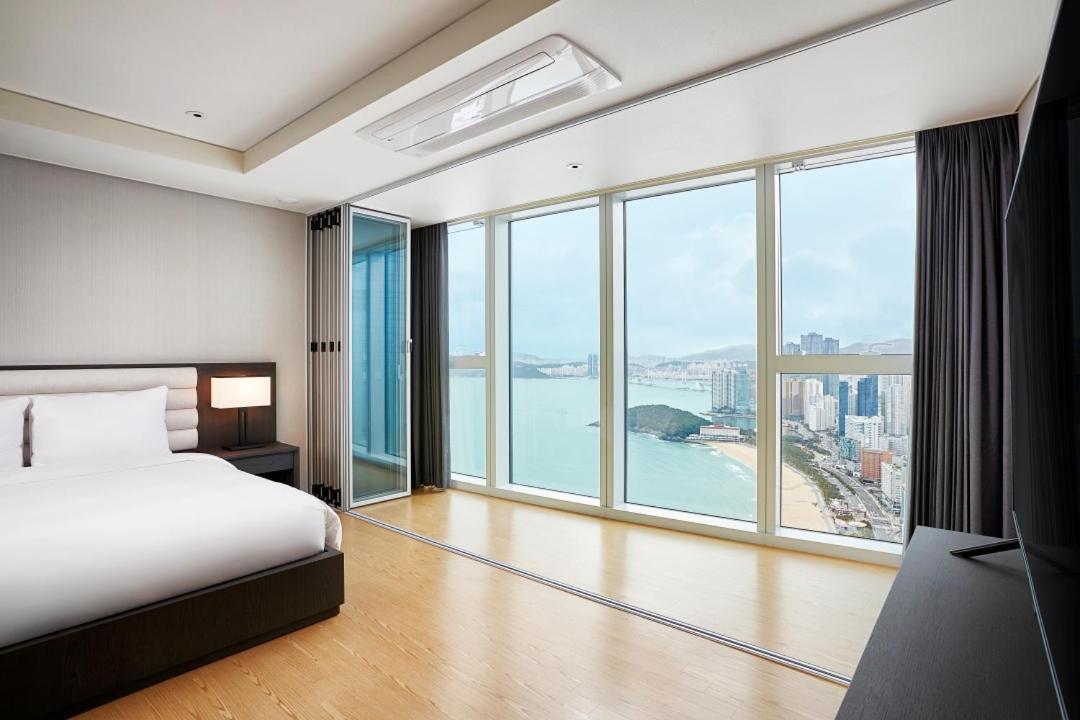 New Cz Lct Hotel Busan