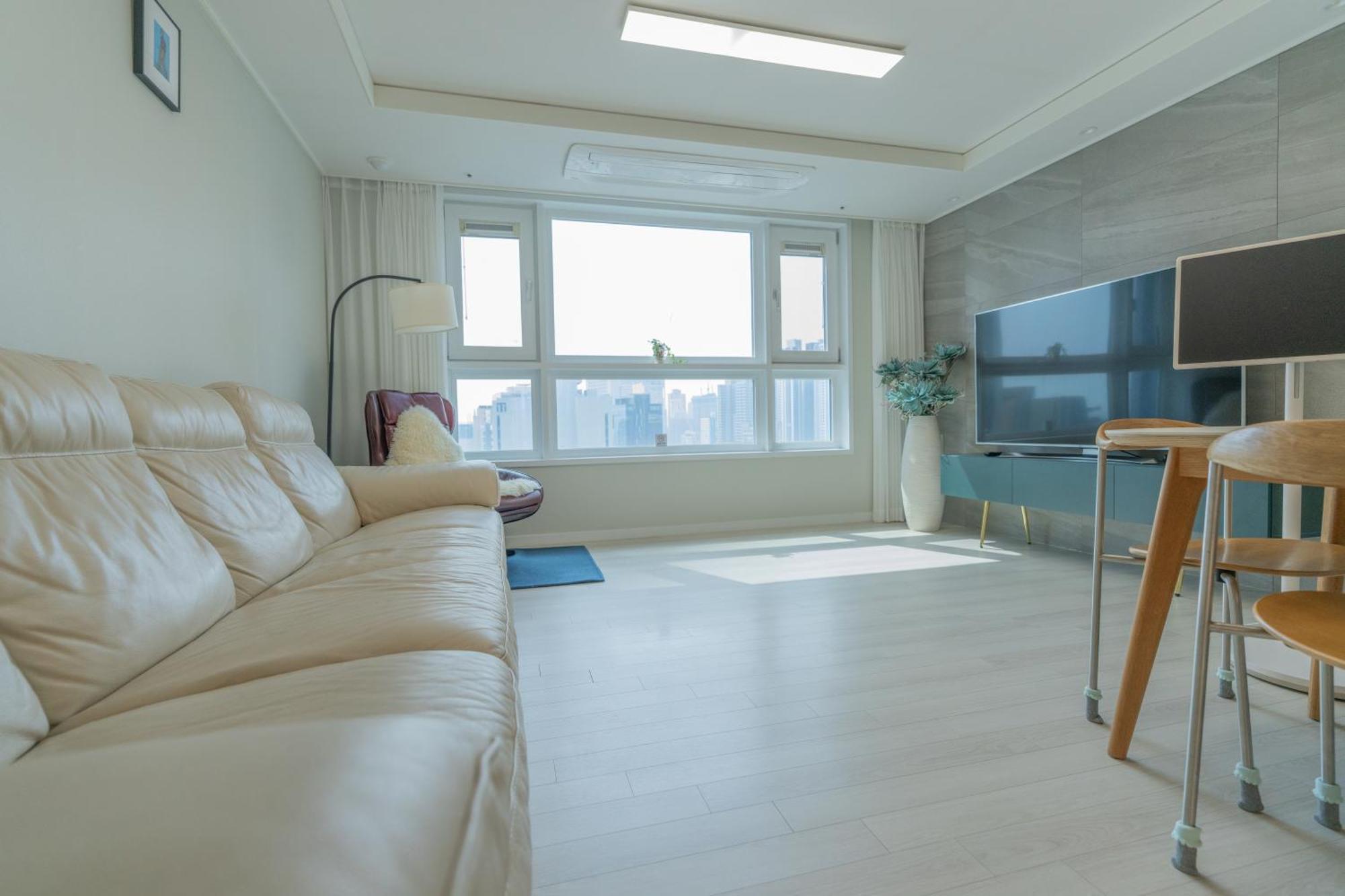 Bed & Breakfast New 34py 3min To Haeundae Lg Stanbyme & Styler Netflix & Sky Capsule