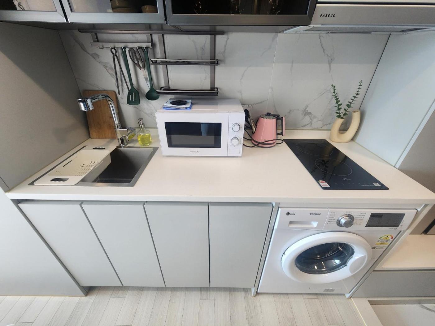Apartment Brand New With Family *