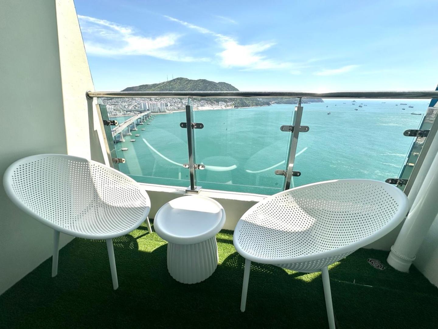 Hotel The December Songdo Ocean Terrace 5*